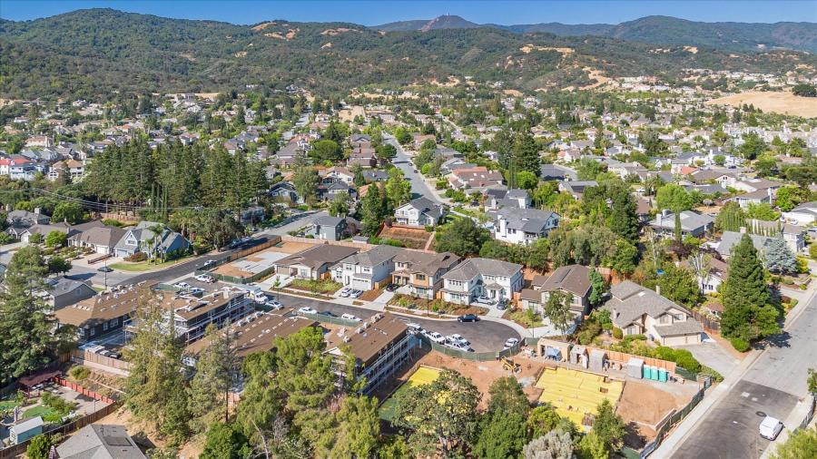 Almaden Heights new homes by SummerHill
